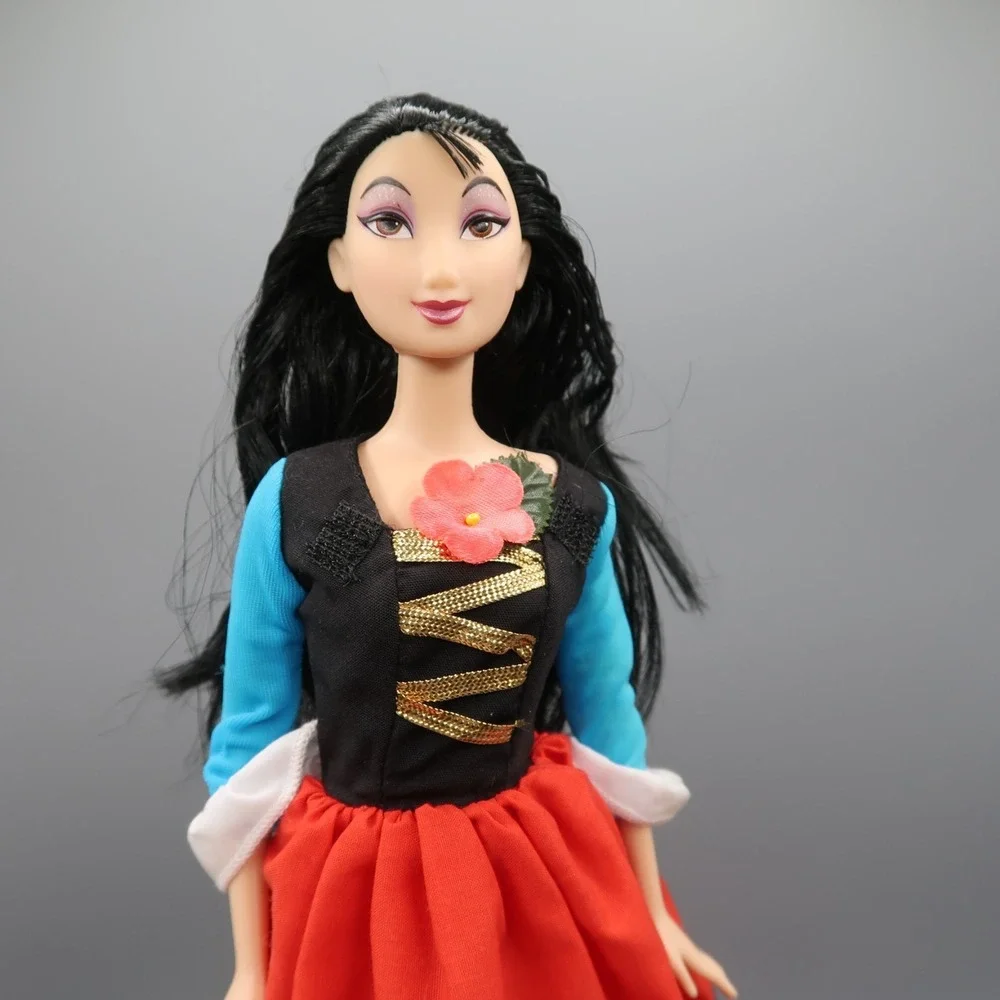 90s Vintage Barbie Lot of 4 Disney extra outfit